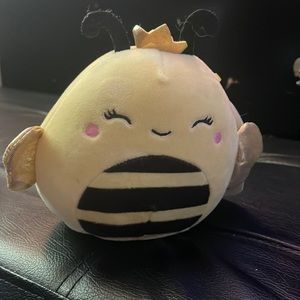 NWT Sunny Bee Squishmallow